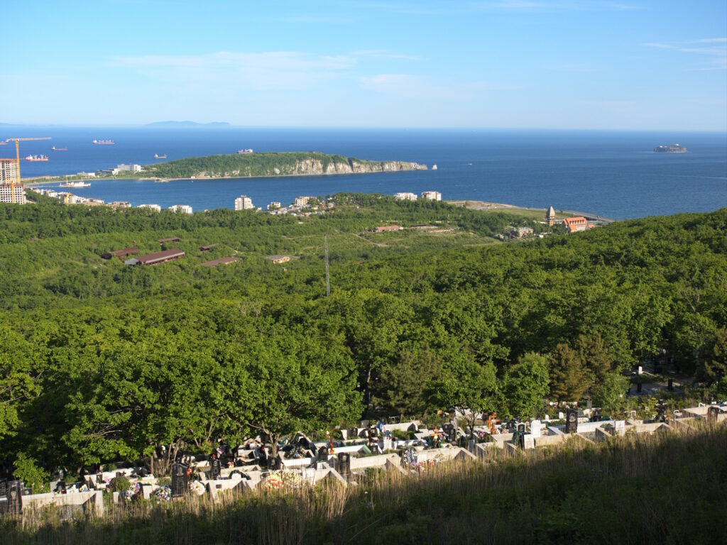 Морское кладбище, Монастырская сопка, Владивосток