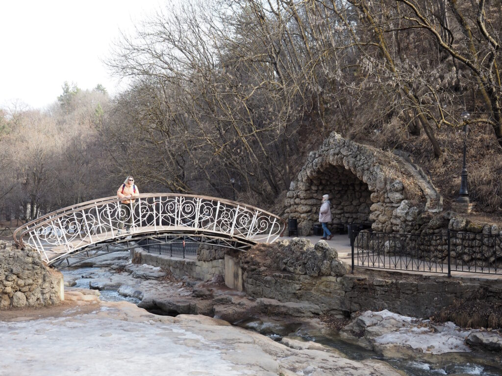 Что посмотреть в Кисловодске зимой: Мост Дамский Каприз