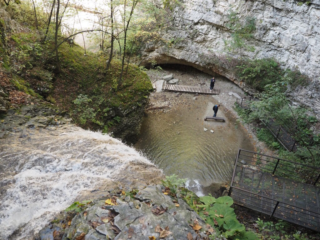 Нихалоевские водопады