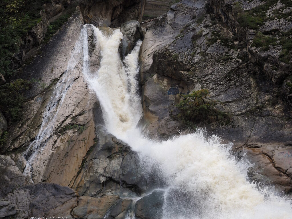 Хучнинский водопад