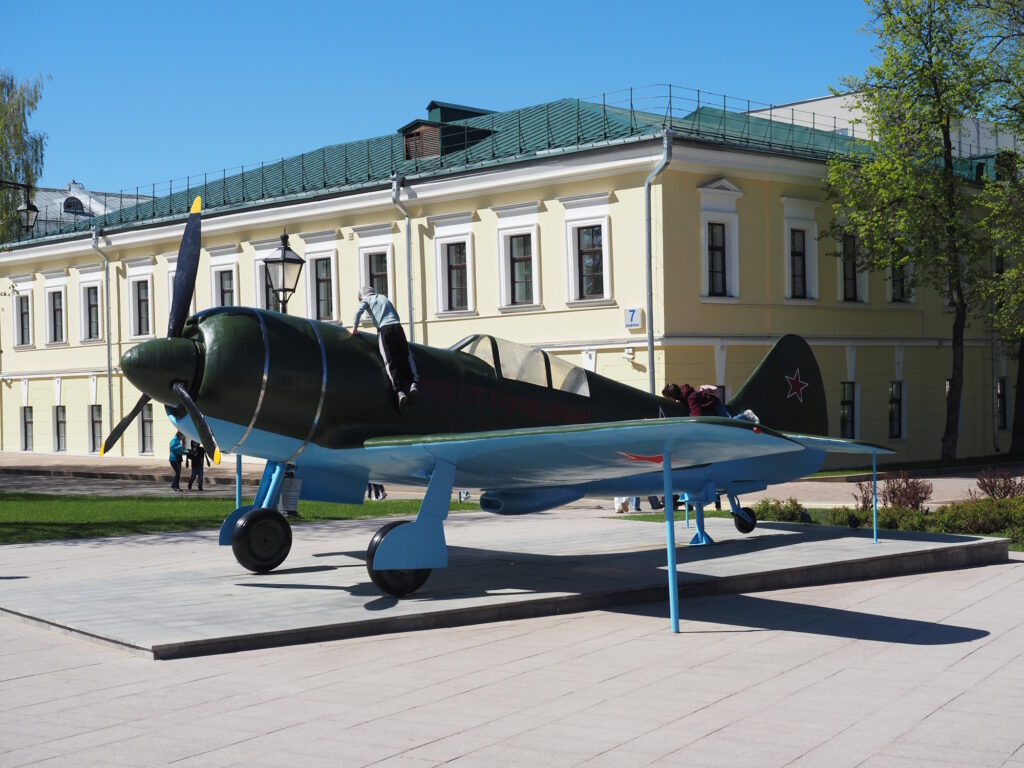 Нижегородский кремль, что посмотреть: самолет Ла-7