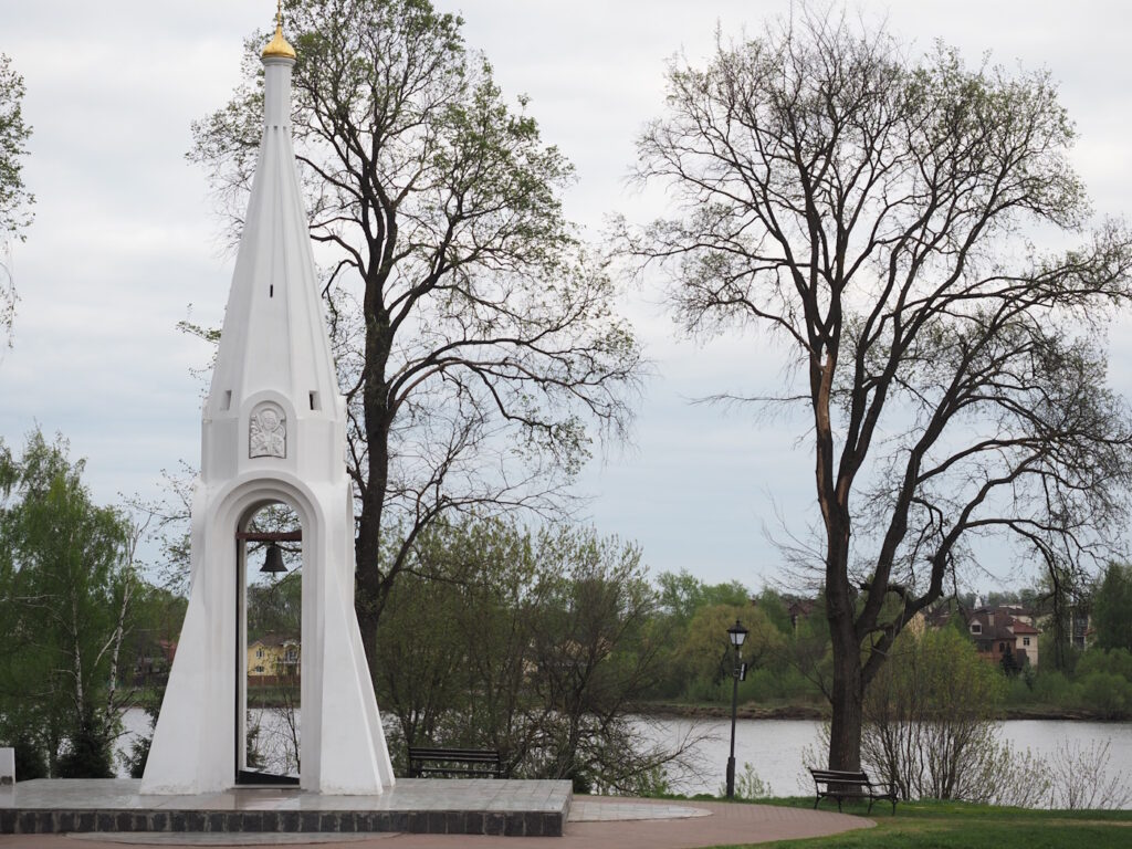 часовня Казанской иконы Божией Матери с купюры 1000 рублей, Ярославль