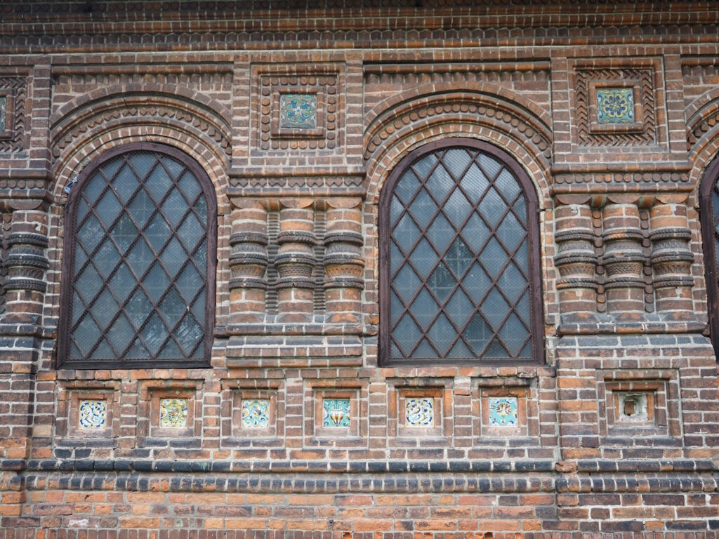 Стена церкви Иоанна Предтечи в Ярославле