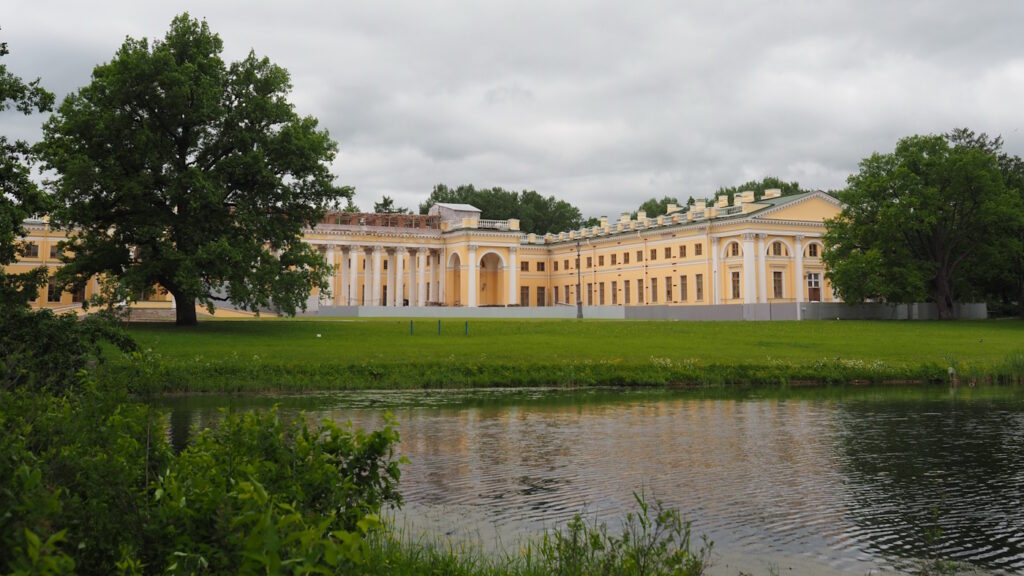 Александровский дворец в Пушкине