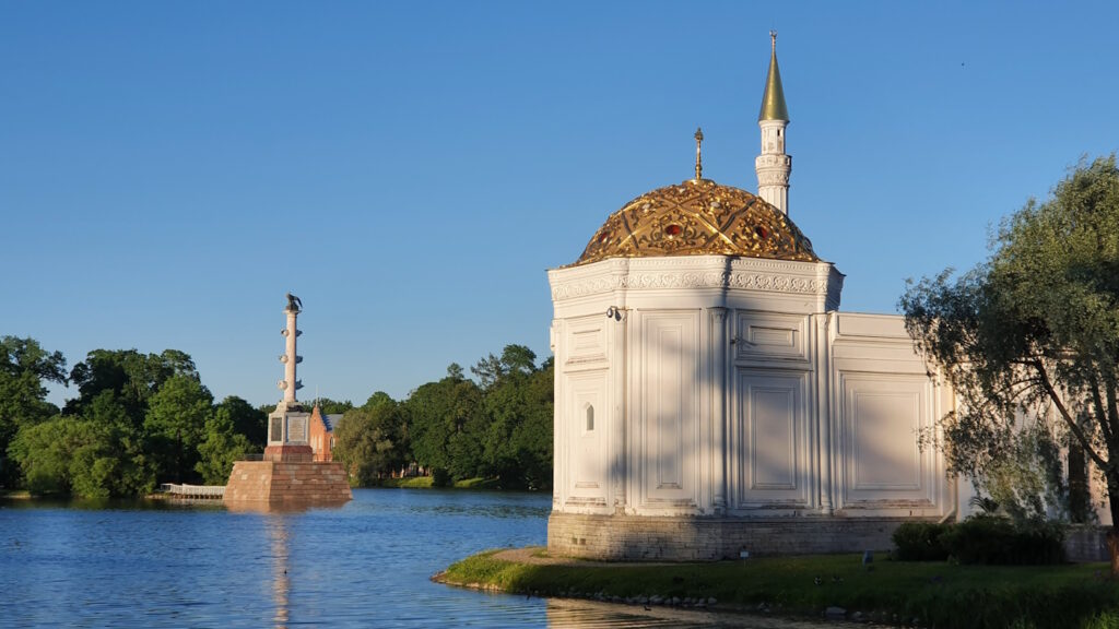 Турецкая баня и Чесменская колонна, Екатерининский парк, Пушкин