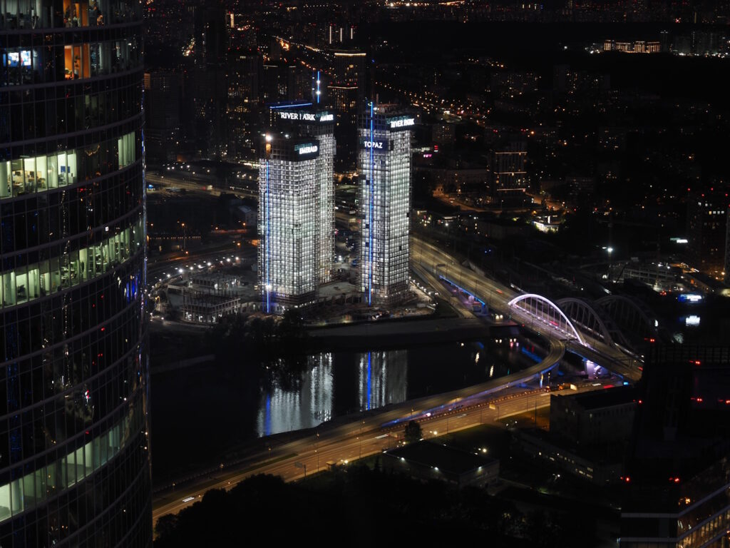 Филевские мосты, ЖК River Park и Москва река