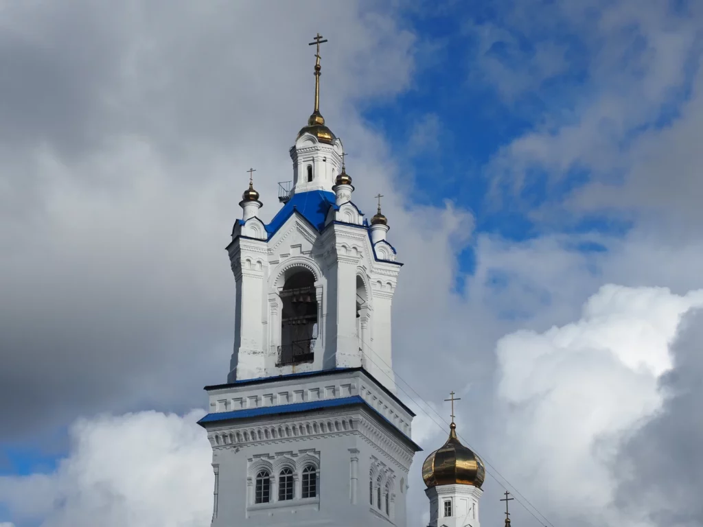 Колокольня Покровского собора в Камышлове