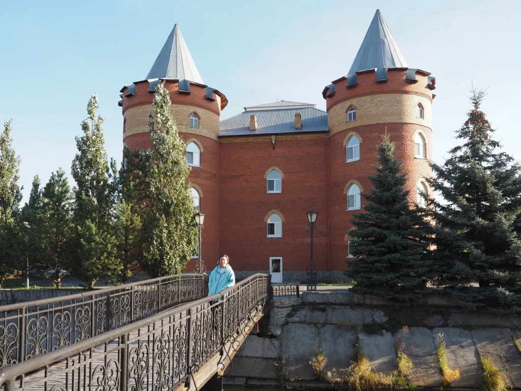 Корпус Замок