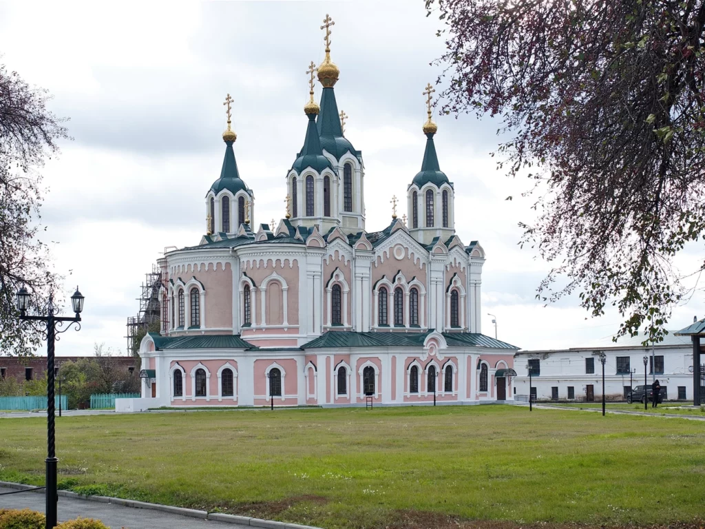 Скорбященская церковь, Далматовский монастырь