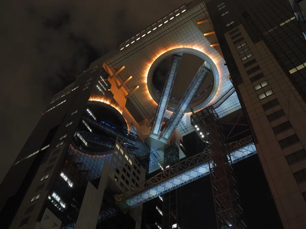 Небоскреб Umeda Sky