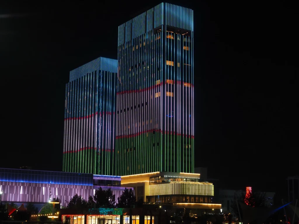 Башни Tashkent City Mall