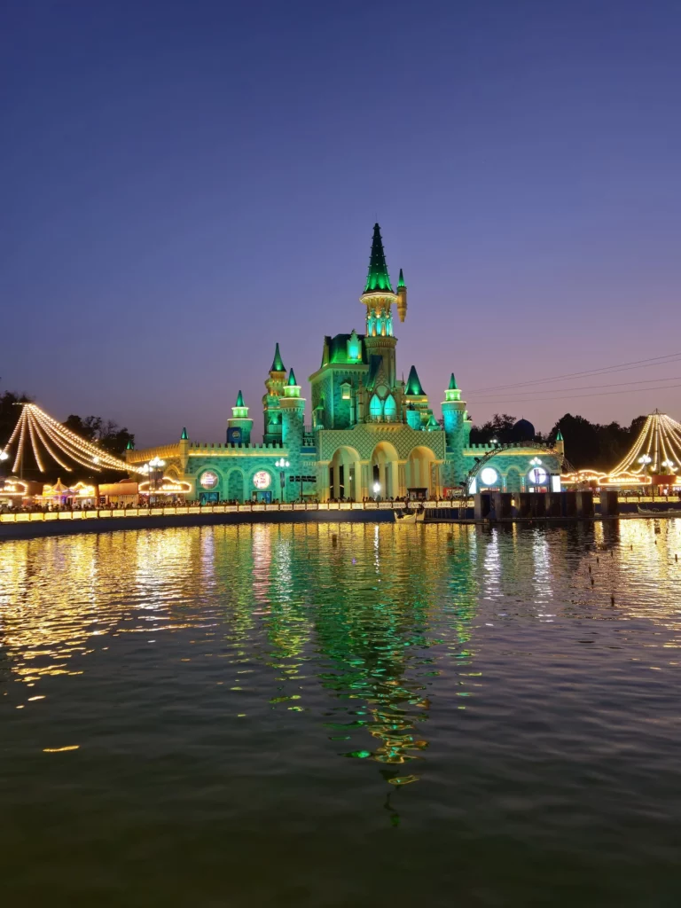 Зеленая подсветка, Magic City Ташкент