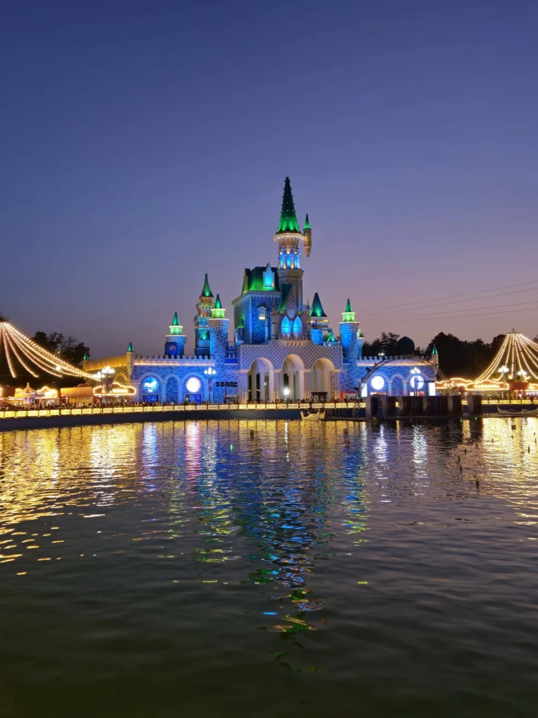Стоит ли ехать в Magic City Ташкент