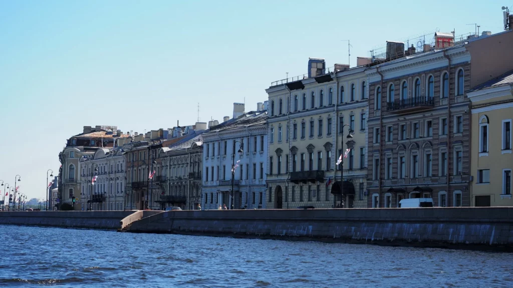 Набережная Кутузова